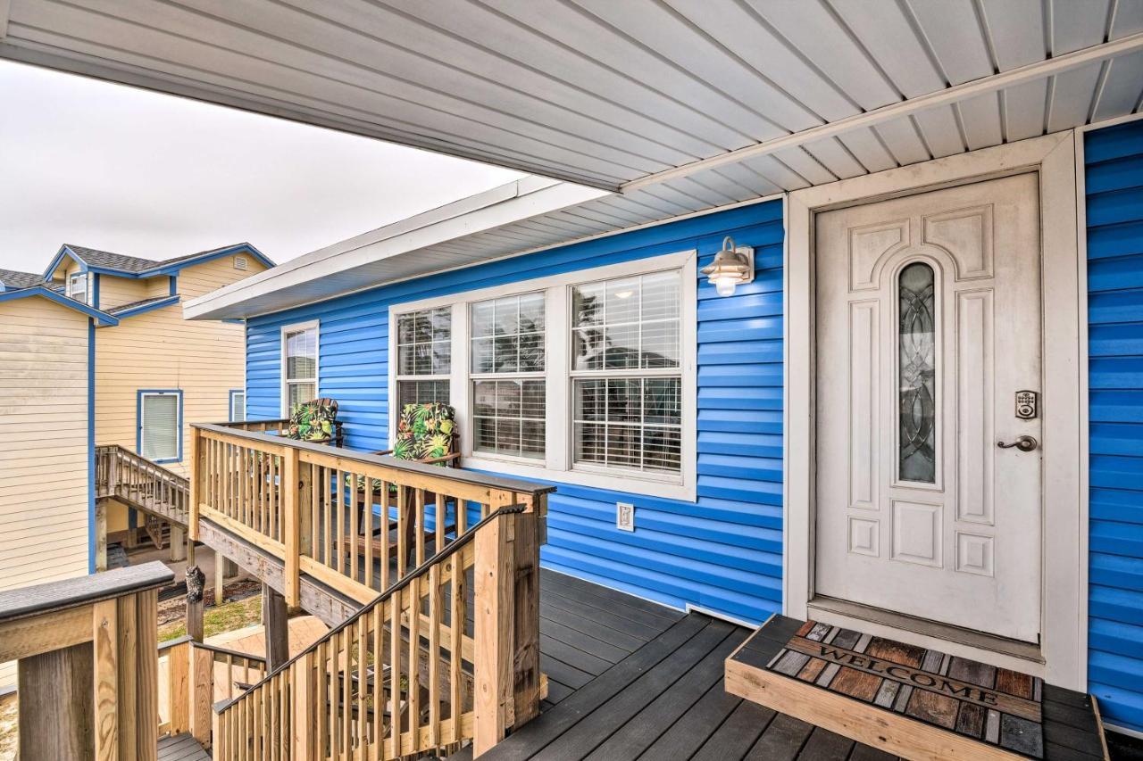 Surfside Beach Gem With Deck - 1 Block To Shore! Freeport Exteriör bild