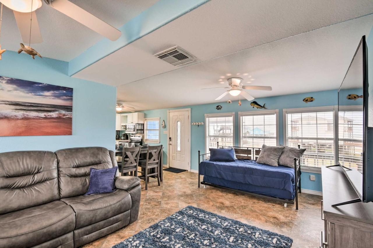 Surfside Beach Gem With Deck - 1 Block To Shore! Freeport Exteriör bild